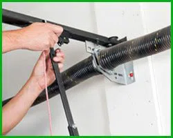 Master Garage Door Service Cleveland, OH 216-487-2334 Master Garage Door Service Cleveland, OH 216-487-2334 - sidebar-spring-t-07-gr-19m